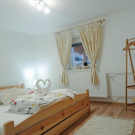 Apartman Paula -Dovolenka Pri Aquaparku Liptovsky Mikulas Exterior photo